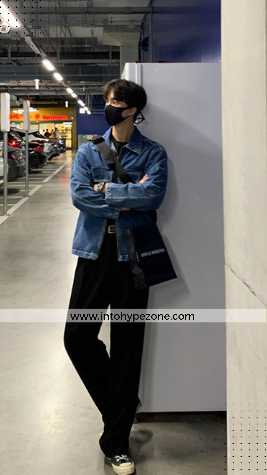 WASHED ZIPPED DENIM JACKET