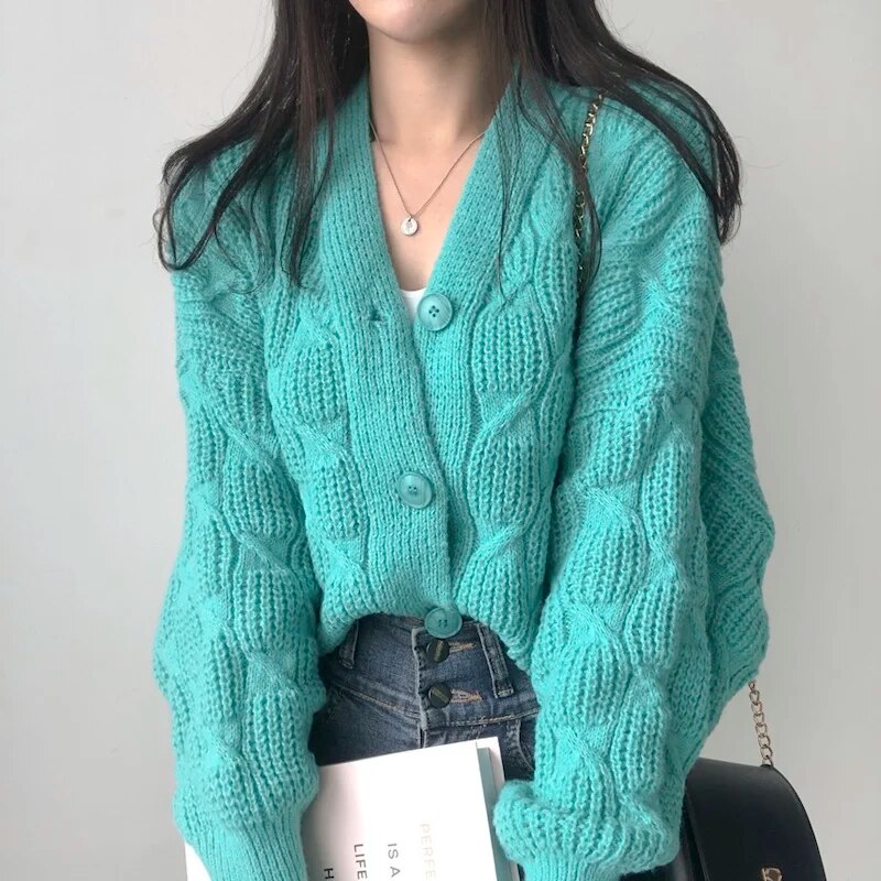 Elegant V-Neck Knitted Cardigan - INTOHYPEZONE