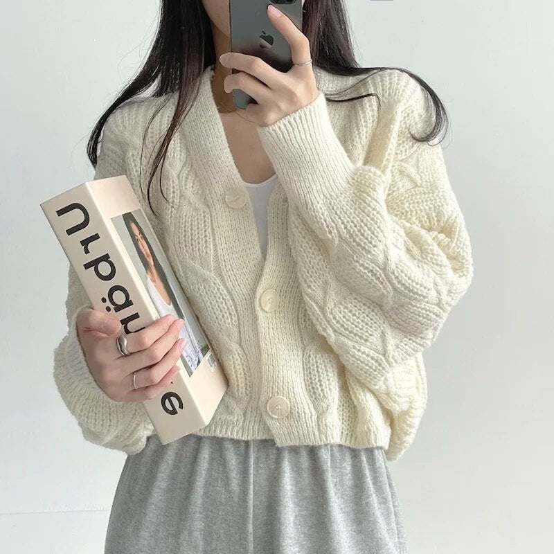 Elegant V-Neck Knitted Cardigan - INTOHYPEZONE