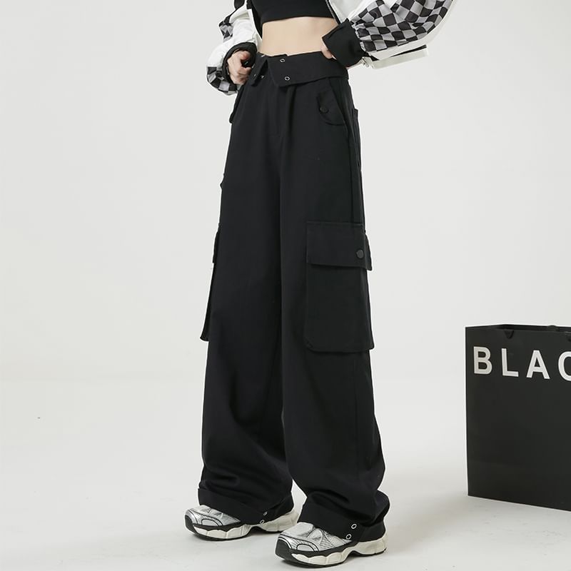 Solid Color Loose Retro Pockets Cargo Pants - INTOHYPEZONE