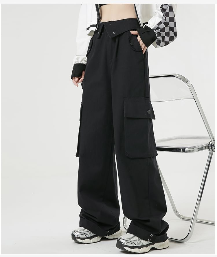 Solid Color Loose Retro Pockets Cargo Pants - INTOHYPEZONE