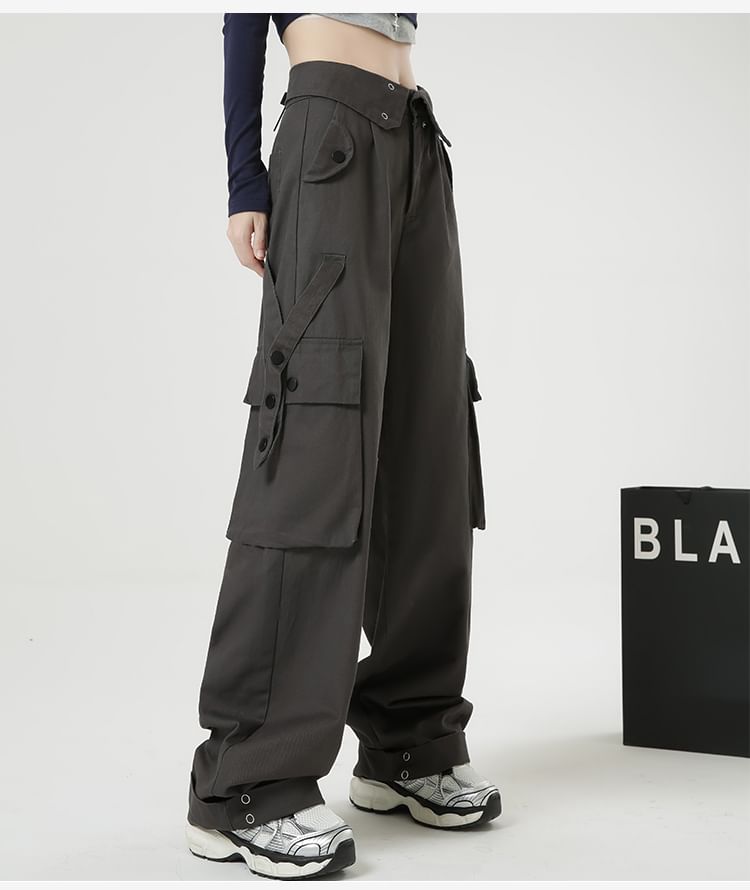 Solid Color Loose Retro Pockets Cargo Pants - INTOHYPEZONE