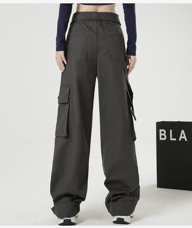 Solid Color Loose Retro Pockets Cargo Pants - INTOHYPEZONE