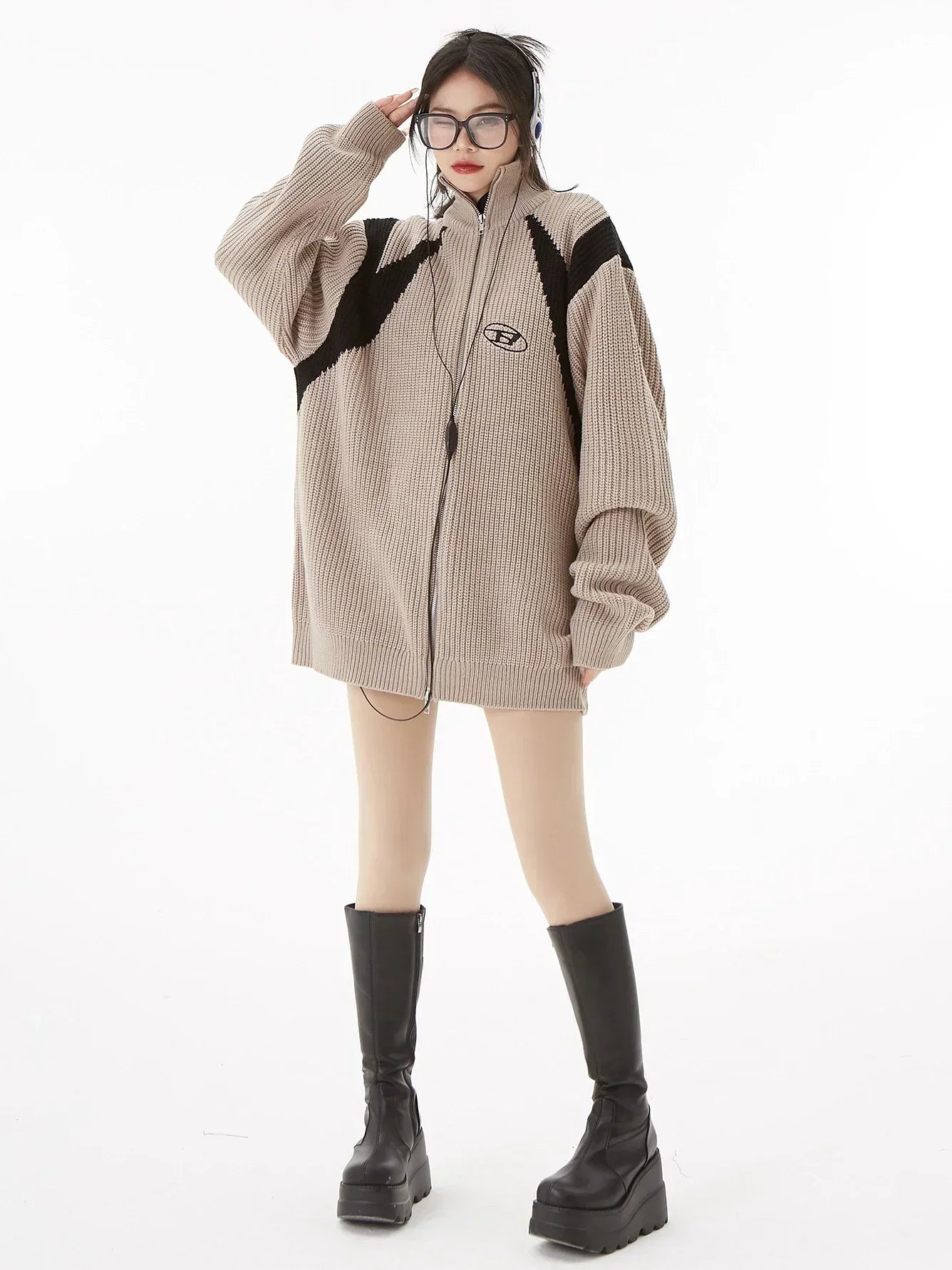 Oversized Zip Up Knitted Cardigan - INTOHYPEZONE