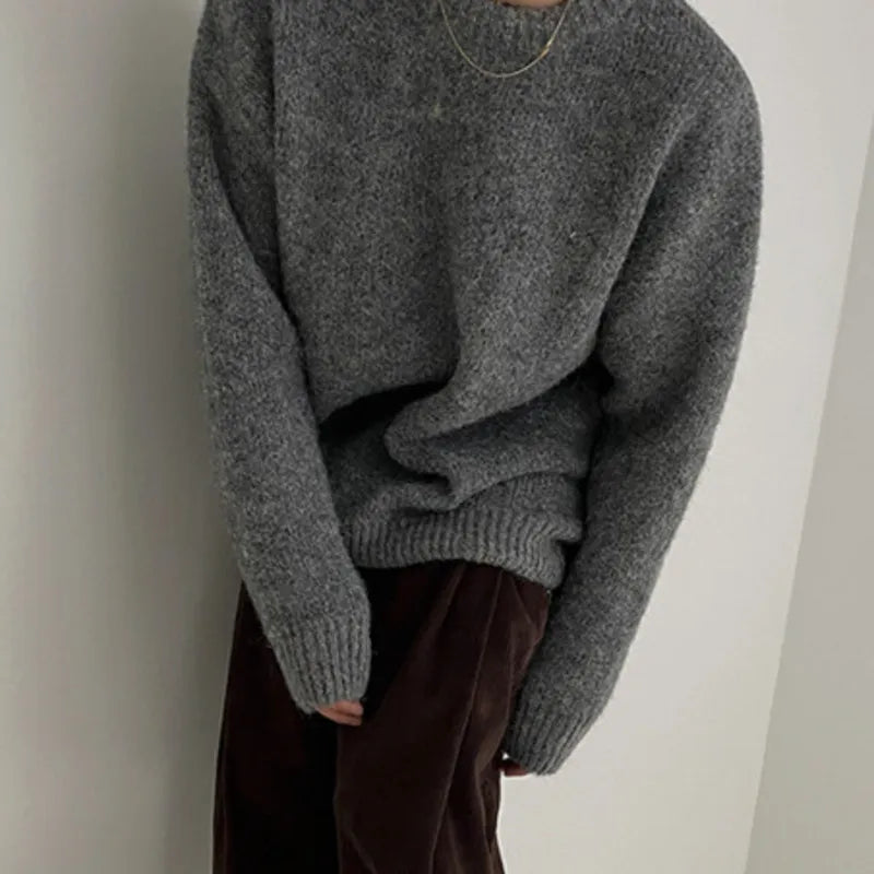 Round Neck Pullover Sweater - INTOHYPEZONE