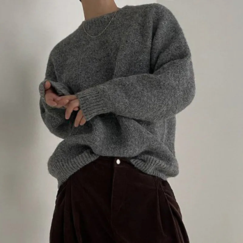 Round Neck Pullover Sweater - INTOHYPEZONE