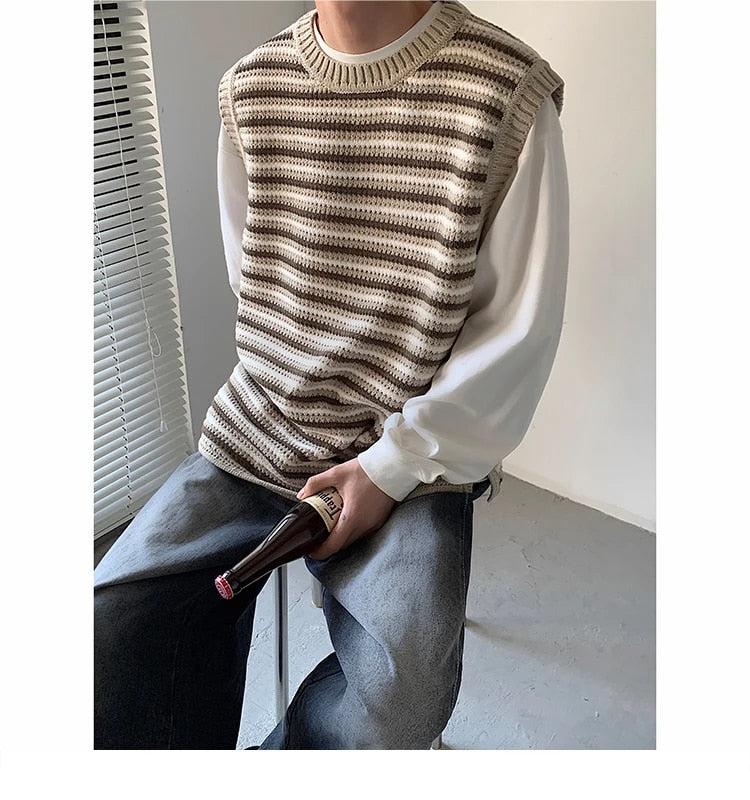 Stripe Contrast Knitted Vest - INTOHYPEZONE