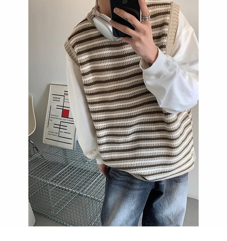 Stripe Contrast Knitted Vest - INTOHYPEZONE