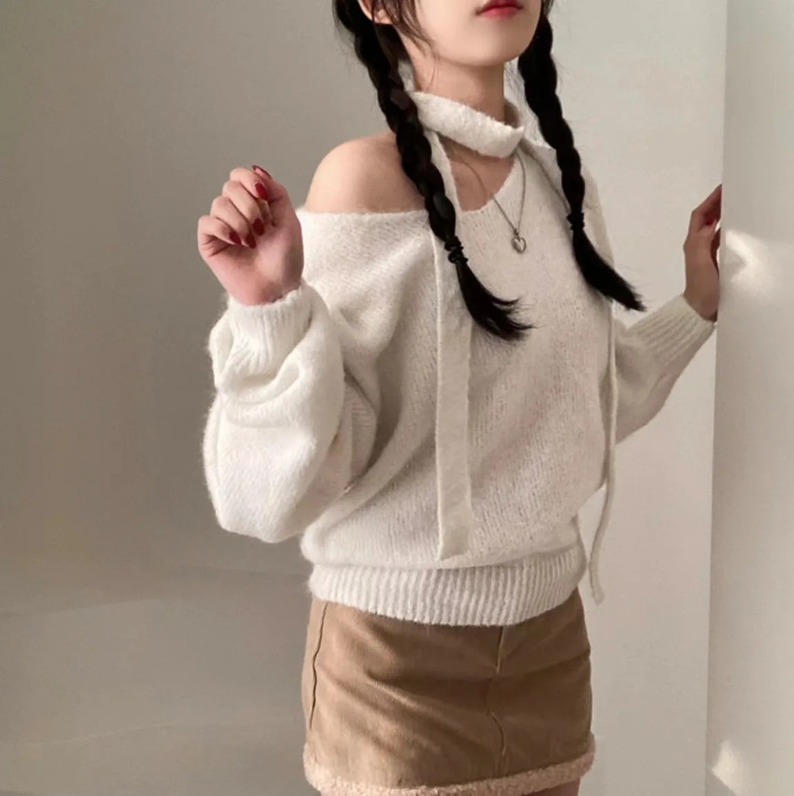 V Neck Off Shoulder Sweater - INTOHYPEZONE