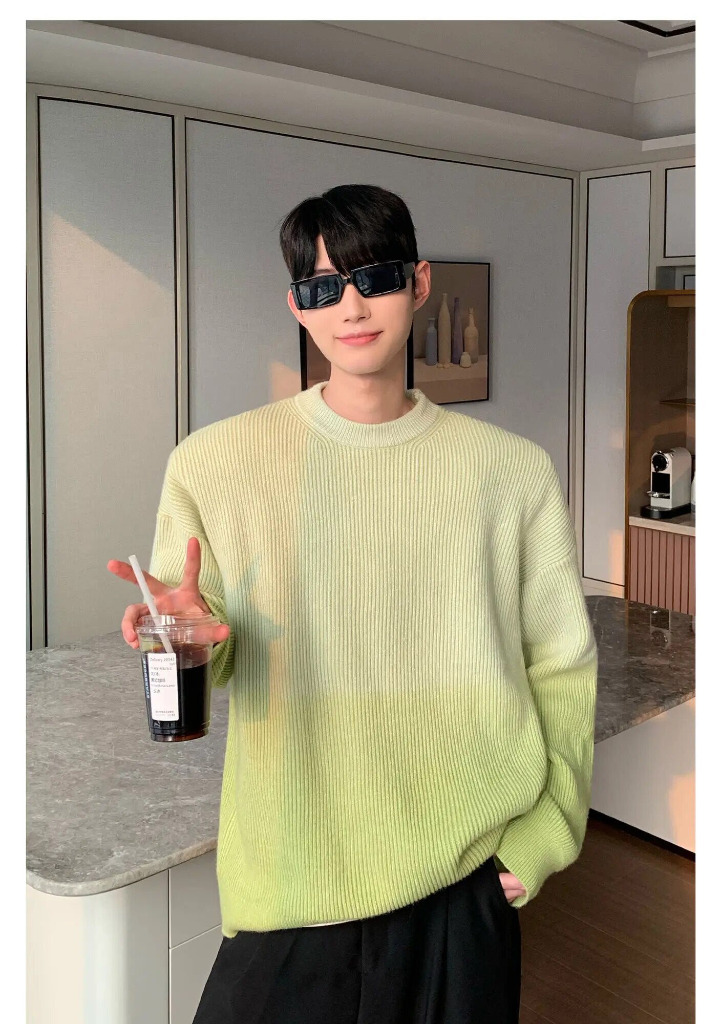 Gradient Color Round Neck Sweater - INTOHYPEZONE