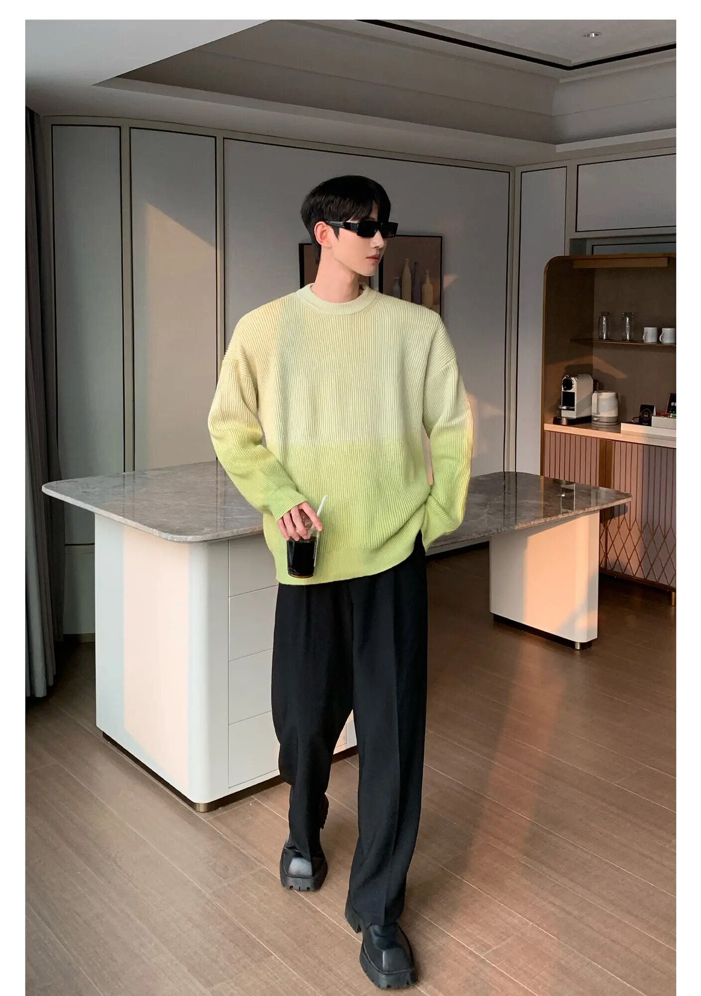 Gradient Color Round Neck Sweater - INTOHYPEZONE