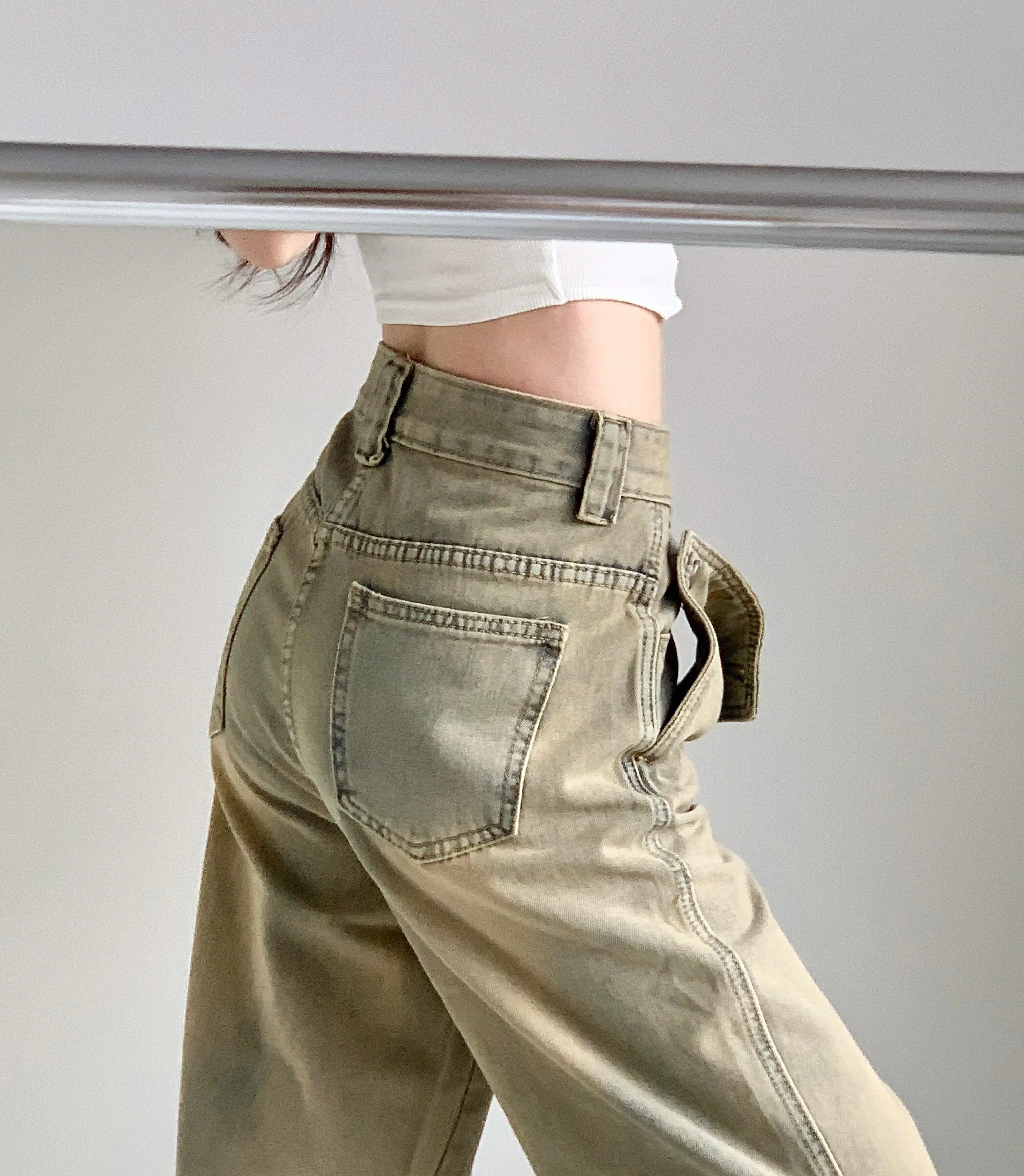 Vintage High Waist Loose Jeans - INTOHYPEZONE