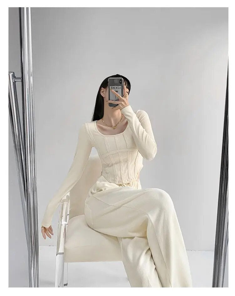 Vintage Long Sleeve Cropped Top - INTOHYPEZONE