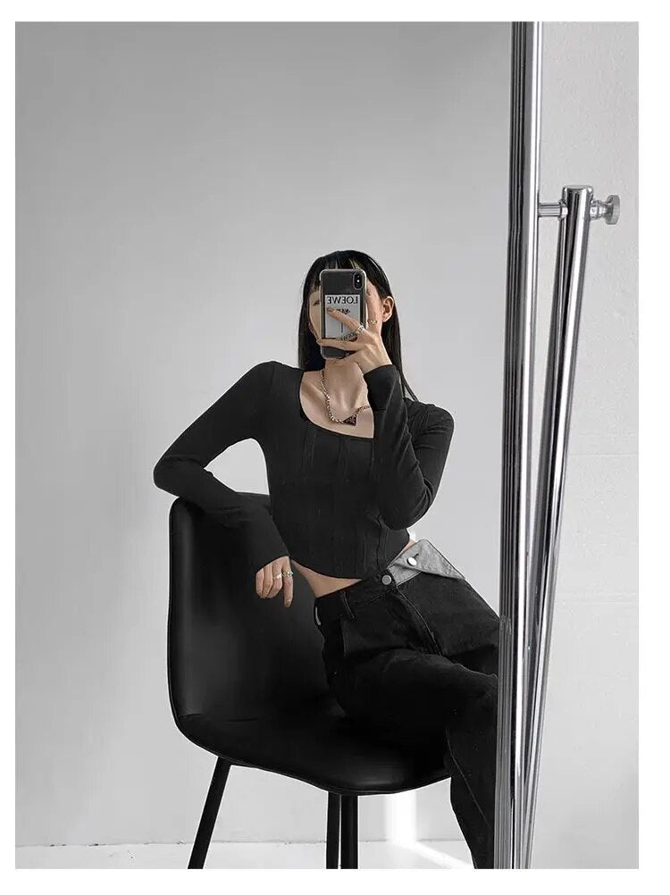 Vintage Long Sleeve Cropped Top - INTOHYPEZONE