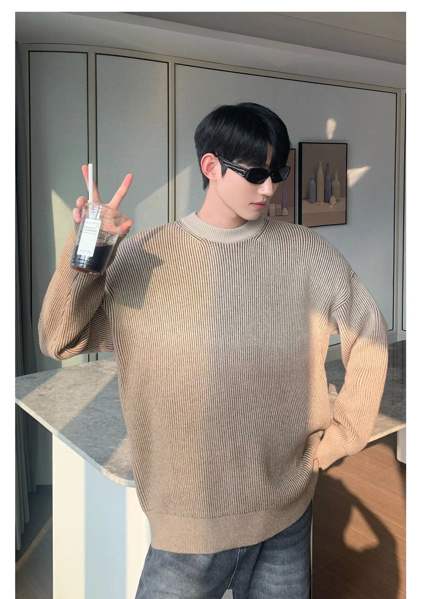 Gradient Color Round Neck Sweater - INTOHYPEZONE