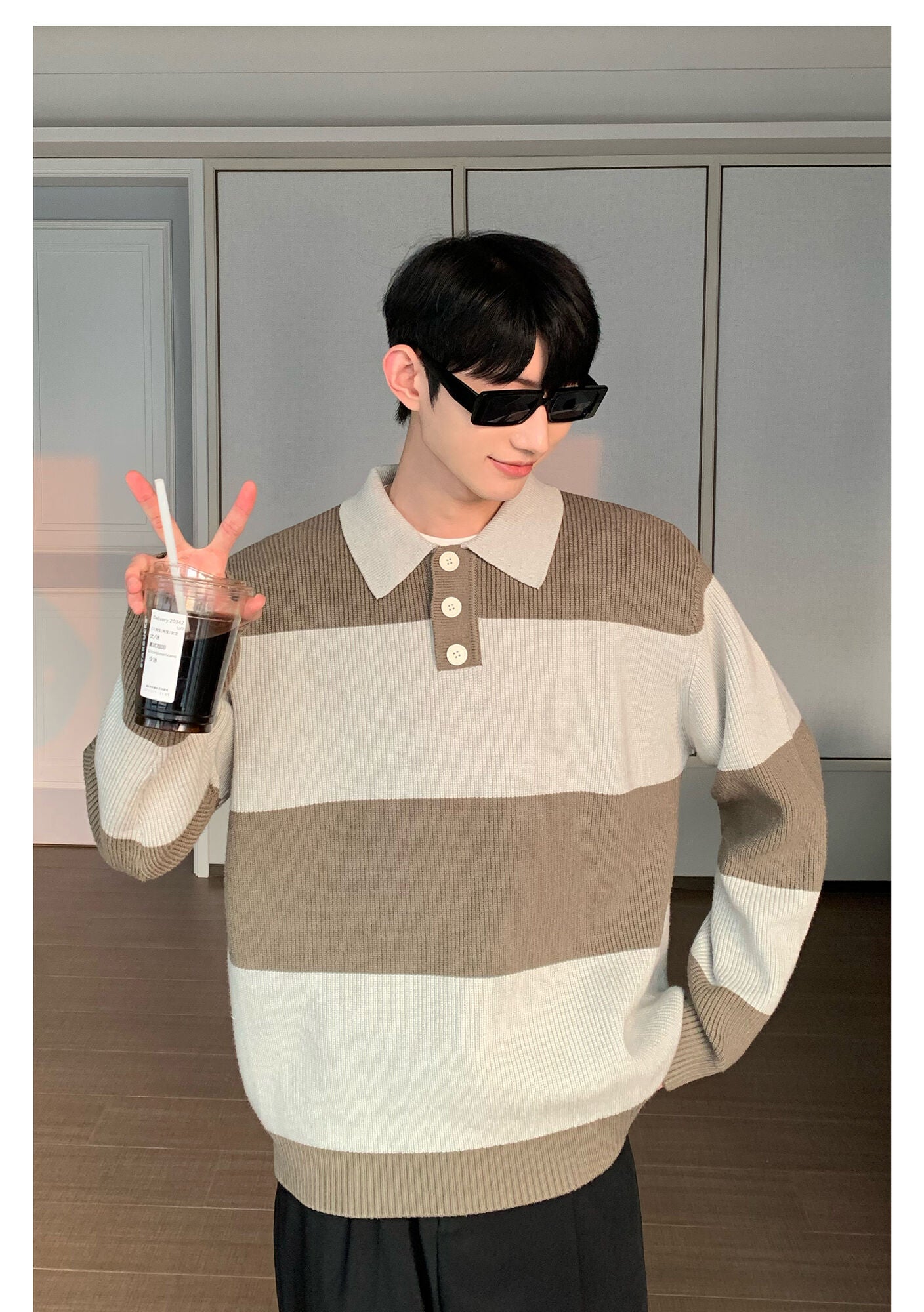 Contrast Color Turn-down Collar Stripe Sweaters - INTOHYPEZONE