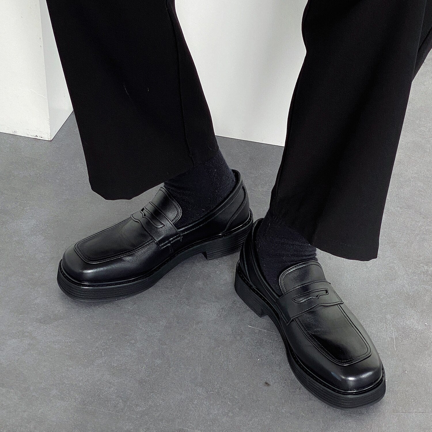 BRITISH LEATHER SQUARE LOAFERS WITH HEIGHT INCEREASE - INTOHYPEZONE