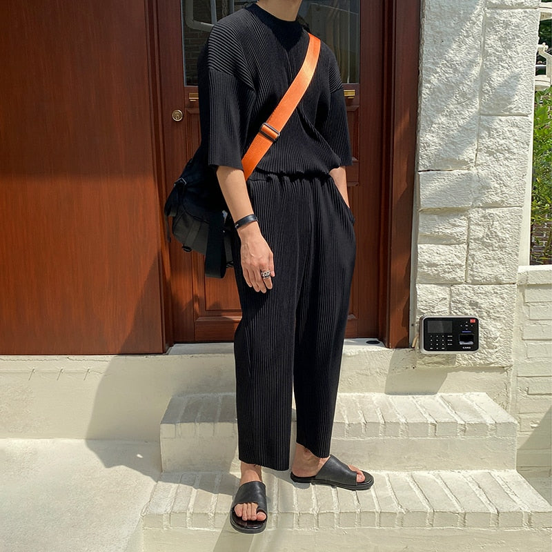 PLEATS TEE + PANTS SET - INTOHYPEZONE