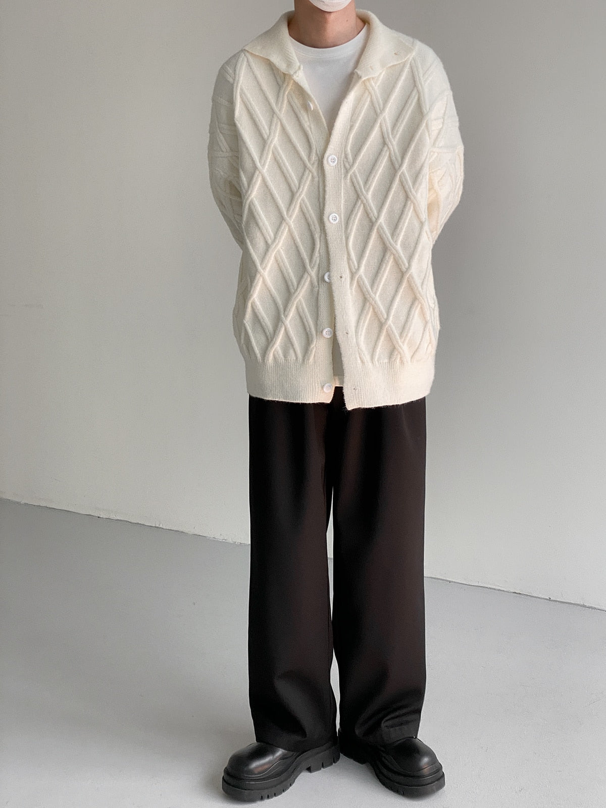 BUTTON KNITTED CARDIGAN - INTOHYPEZONE