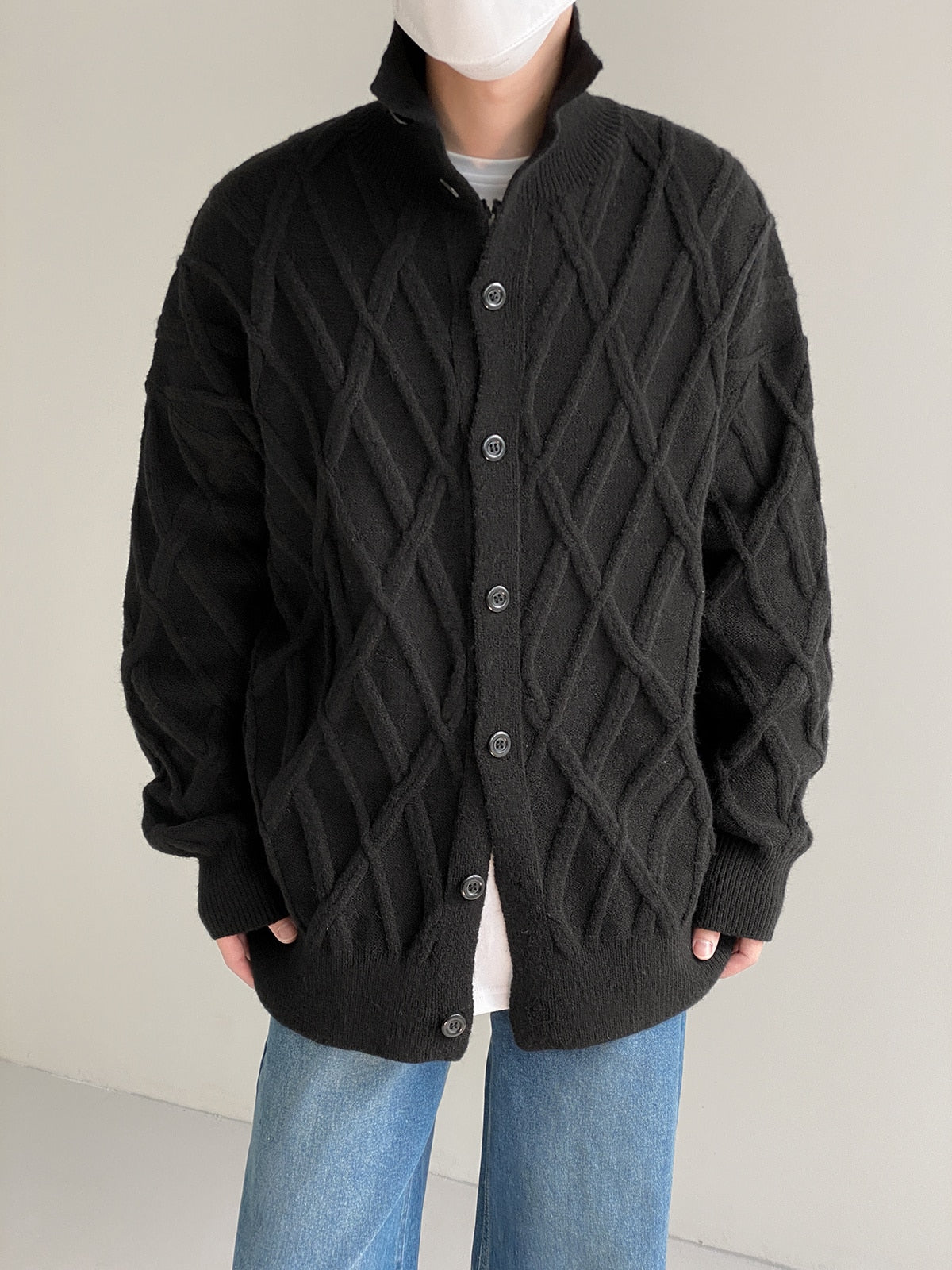BUTTON KNITTED CARDIGAN - INTOHYPEZONE