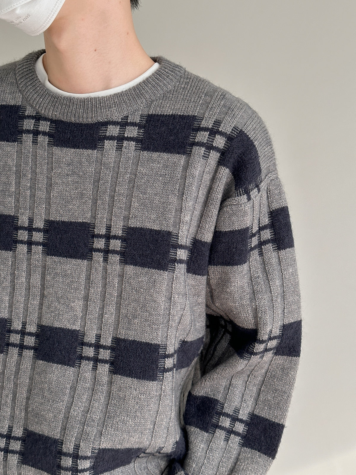 CREWNECK PLAID KNIT SWEATER - INTOHYPEZONE