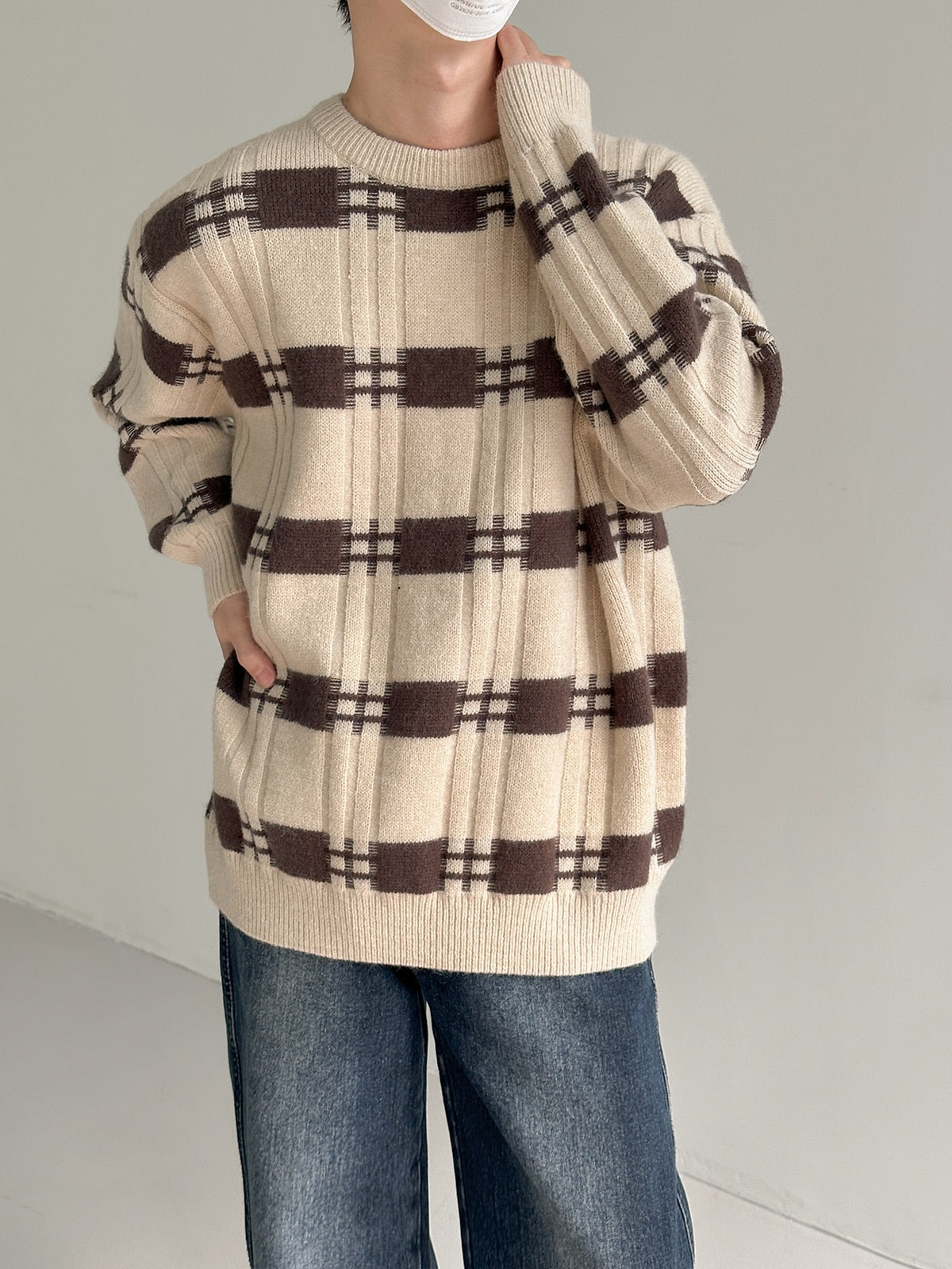 CREWNECK PLAID KNIT SWEATER - INTOHYPEZONE