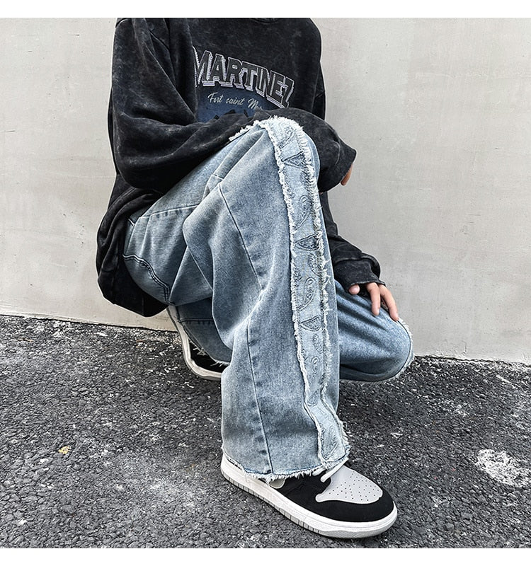 DISTRESSED RAW HEM WIDE LEG JEANS - INTOHYPEZONE