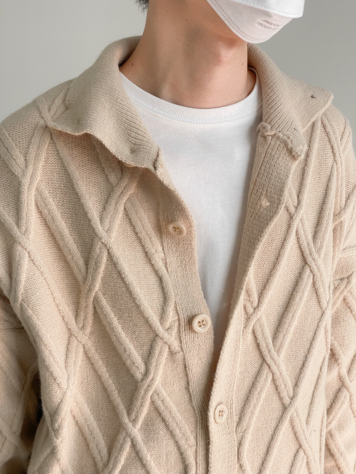 BUTTON KNITTED CARDIGAN - INTOHYPEZONE