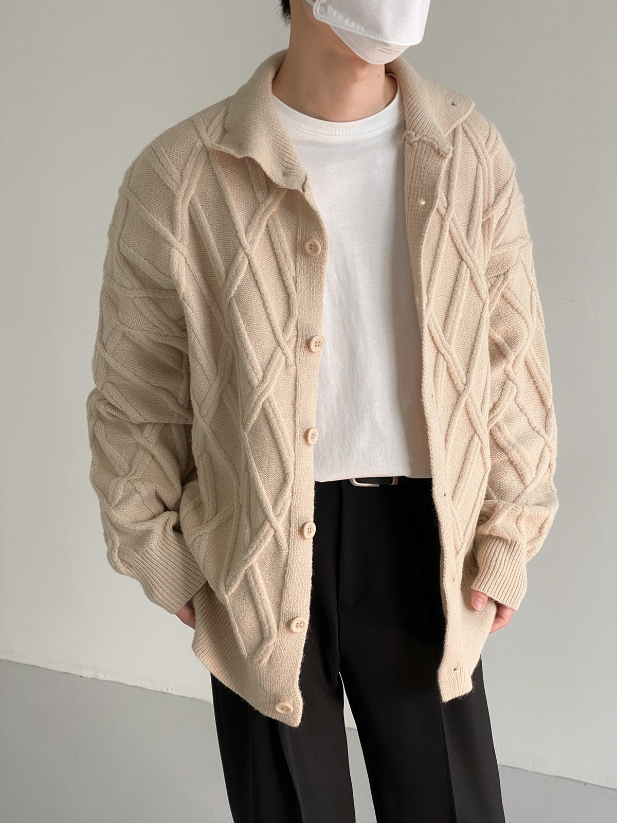 BUTTON KNITTED CARDIGAN - INTOHYPEZONE