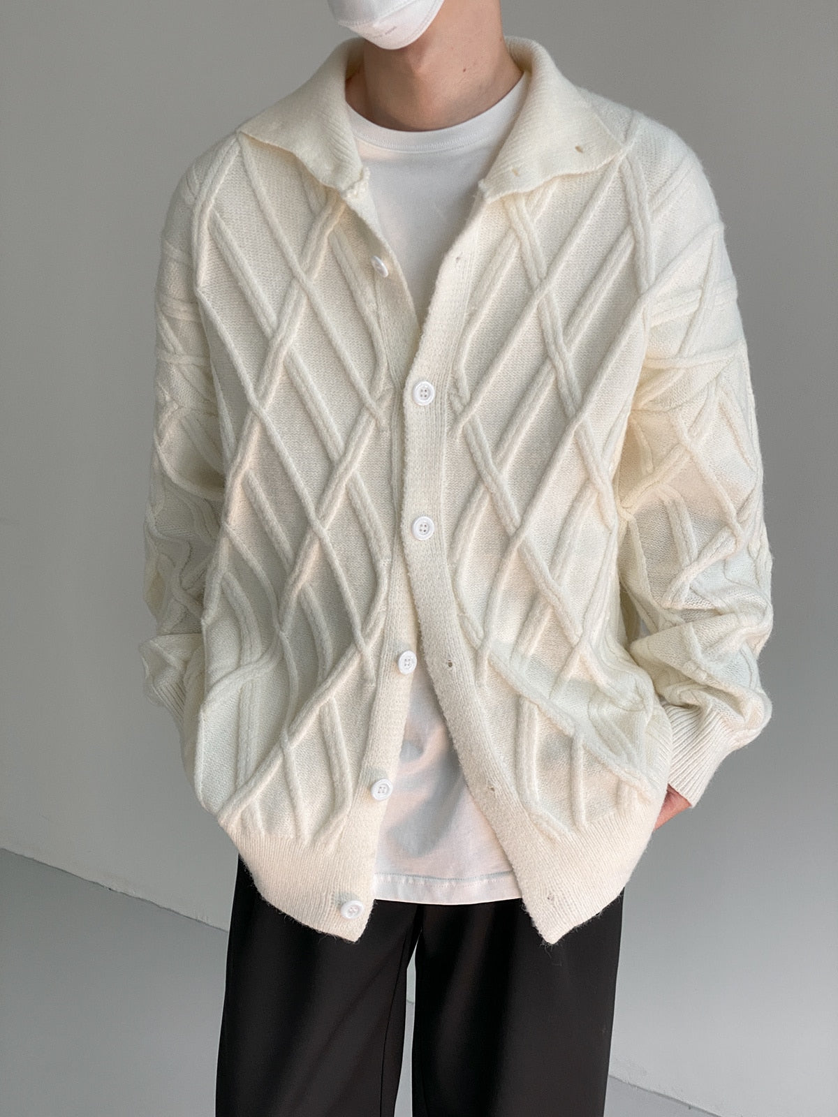 BUTTON KNITTED CARDIGAN - INTOHYPEZONE