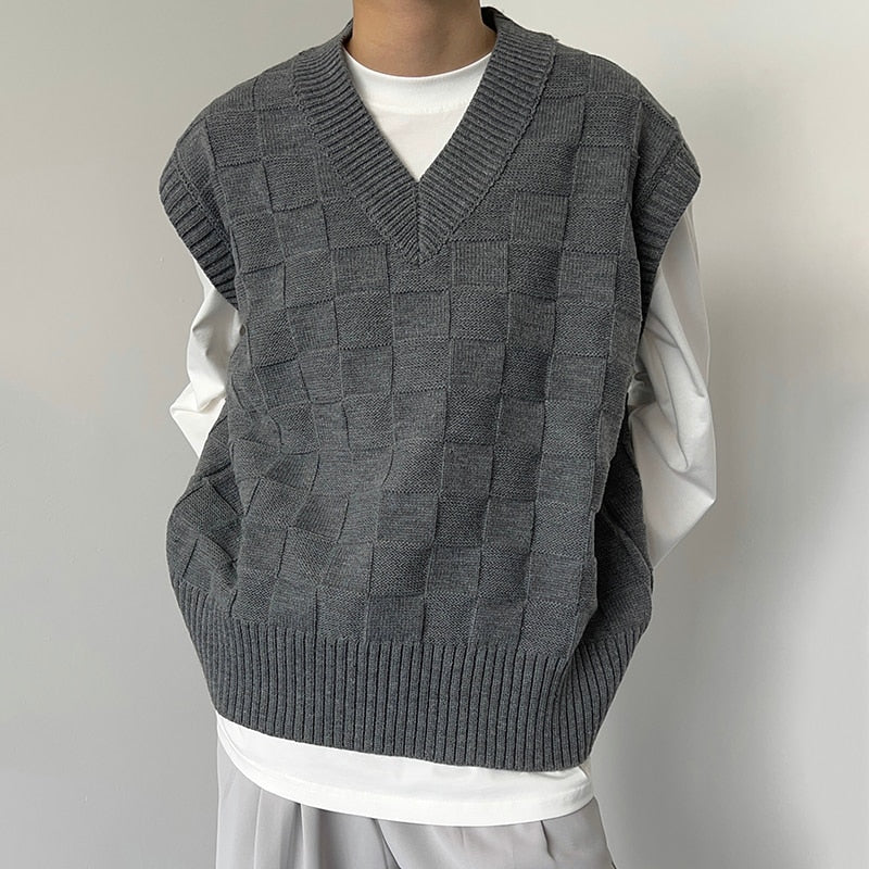 V-NECK PLAID KNIT VEST - INTOHYPEZONE