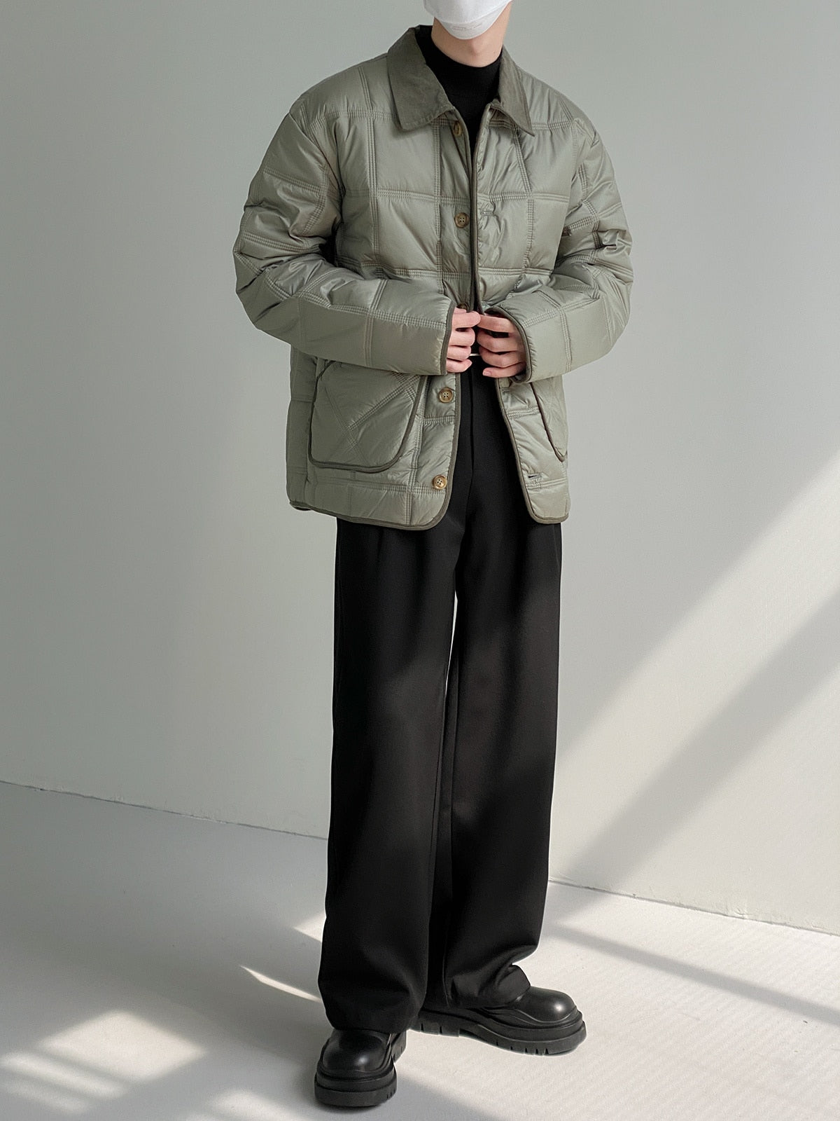 SEAMS DETAIL ZIPPER JACKET - INTOHYPEZONE