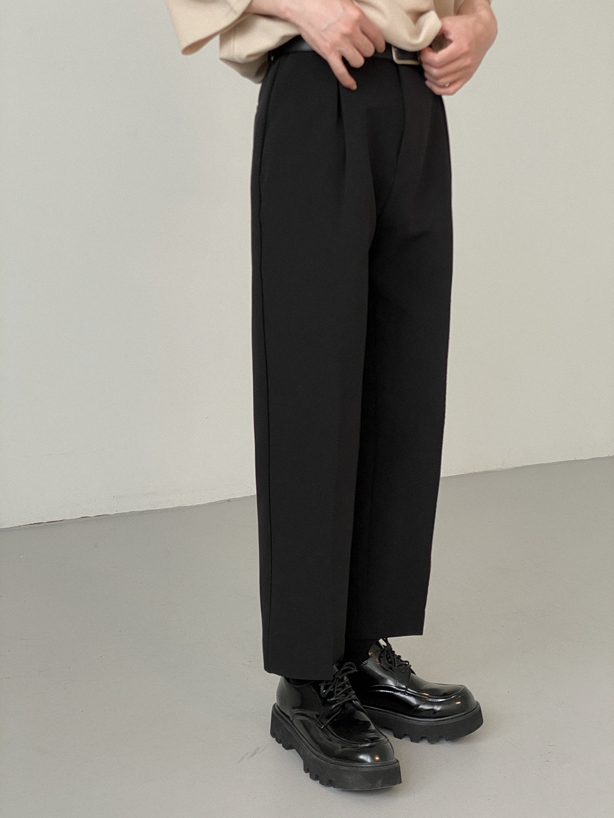 CROPPED SUIT PANTS - INTOHYPEZONE