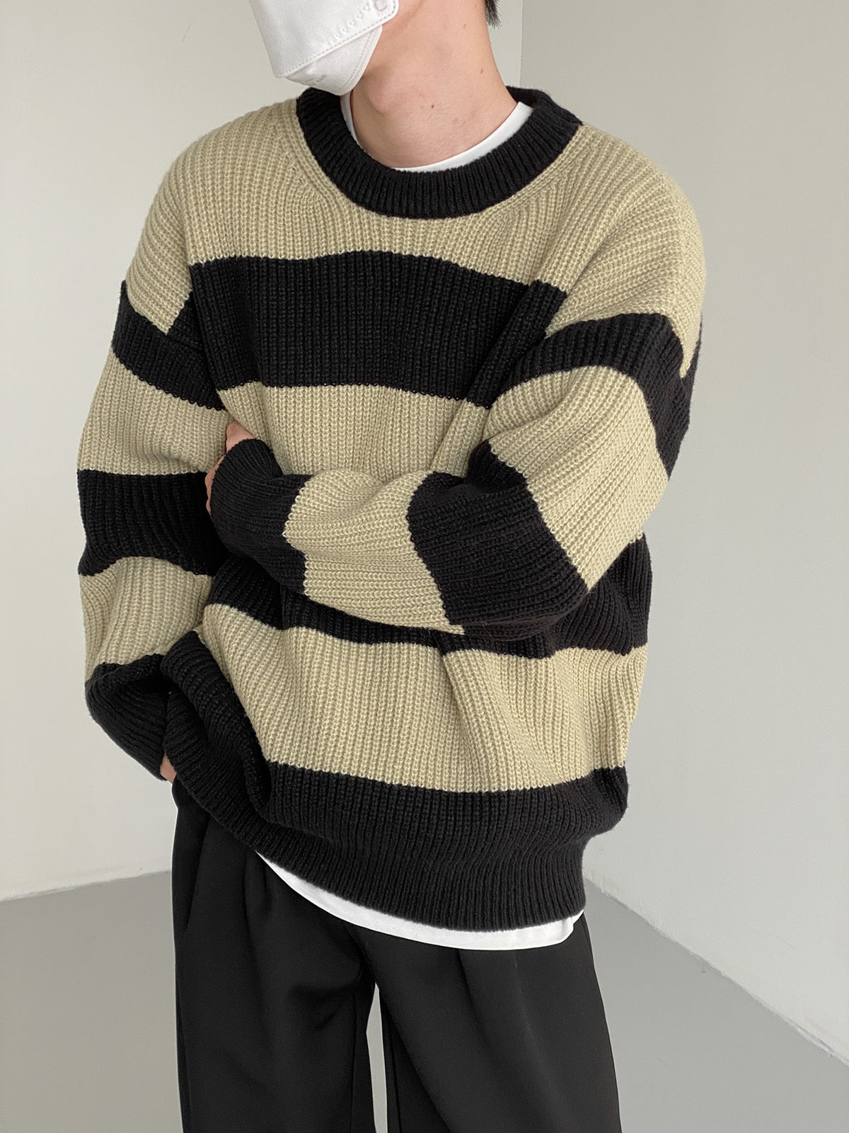 CREWNECK STRIPED KNIT SWEATER - INTOHYPEZONE