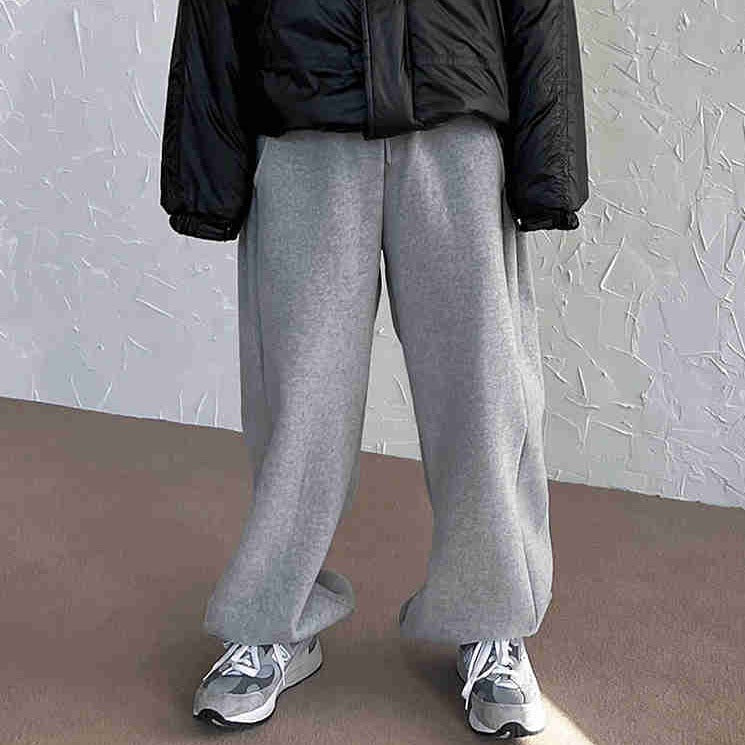BAGGY SWEATPANTS - INTOHYPEZONE