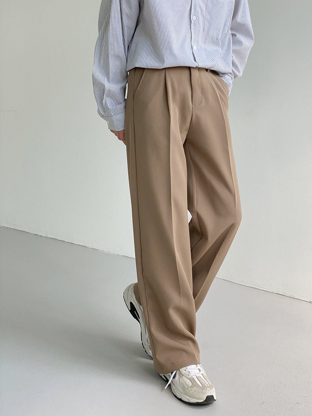 KHAKI CASUAL LOOSE FIT PANTS - INTOHYPEZONE