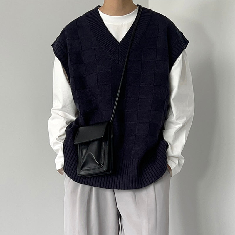 V-NECK PLAID KNIT VEST - INTOHYPEZONE