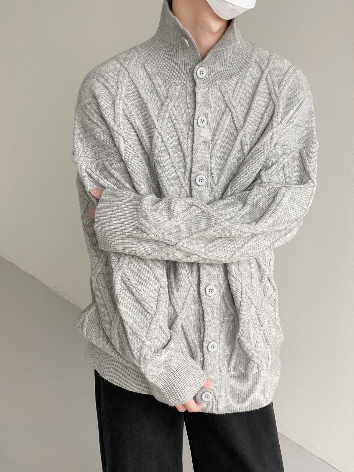 BUTTON KNITTED CARDIGAN - INTOHYPEZONE