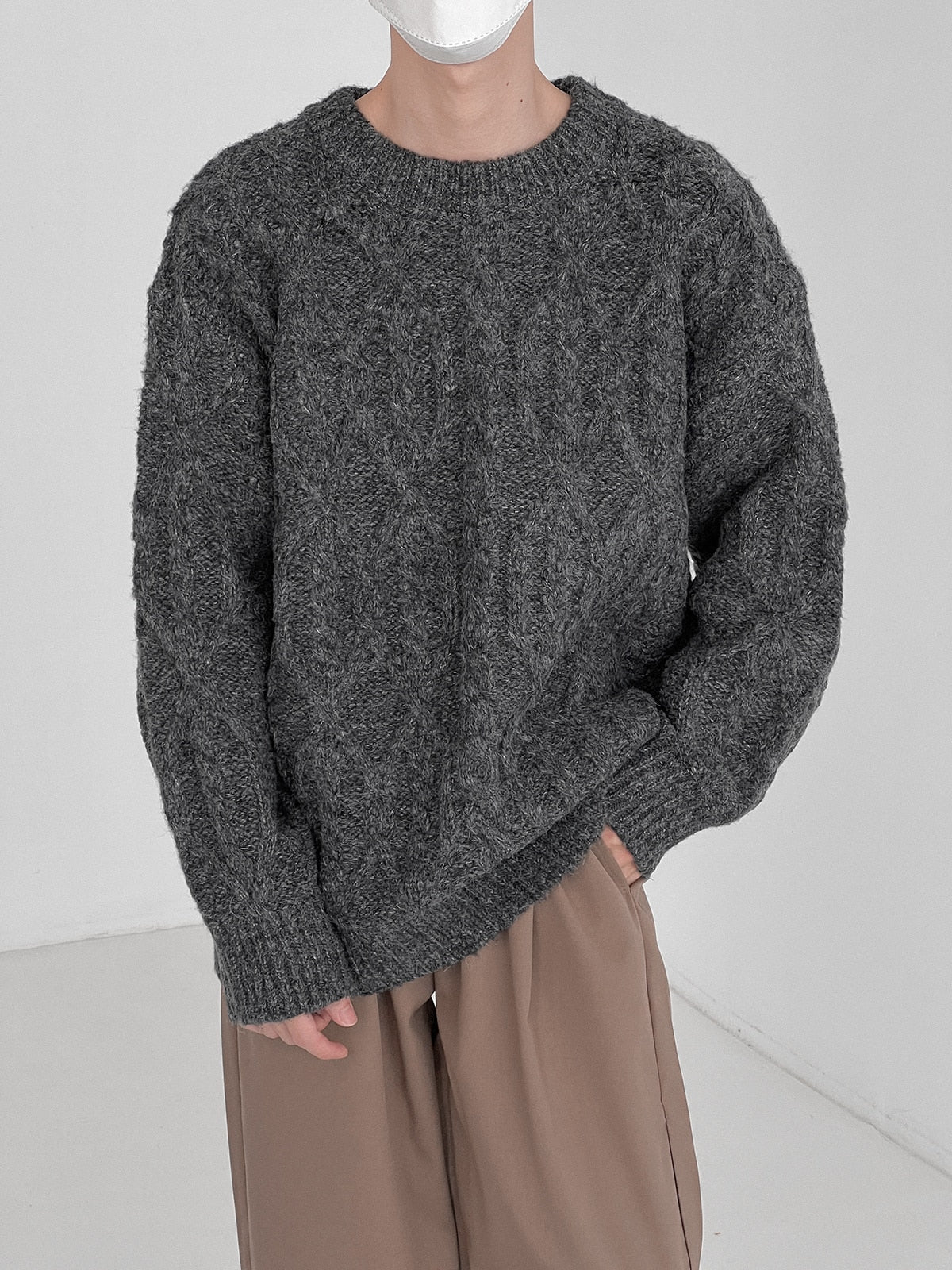 WOOLEN SWEATER - INTOHYPEZONE
