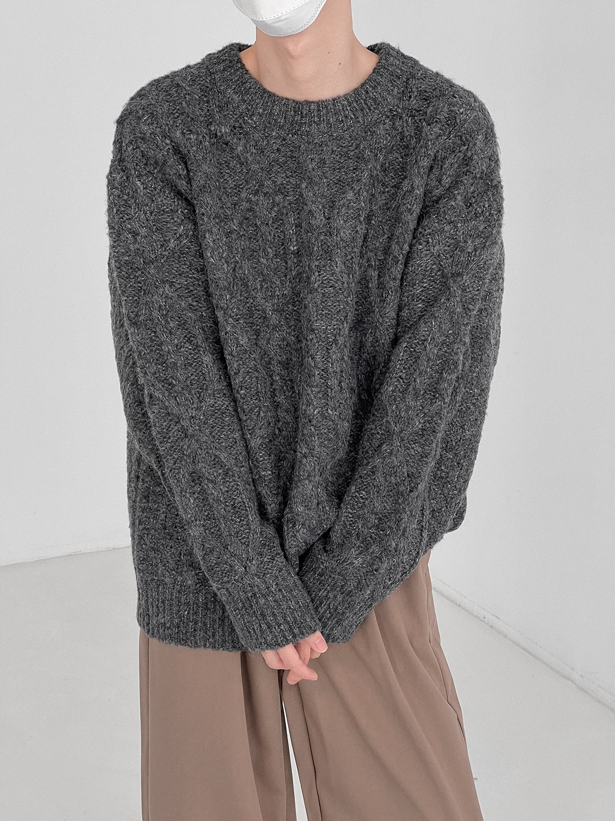WOOLEN SWEATER - INTOHYPEZONE
