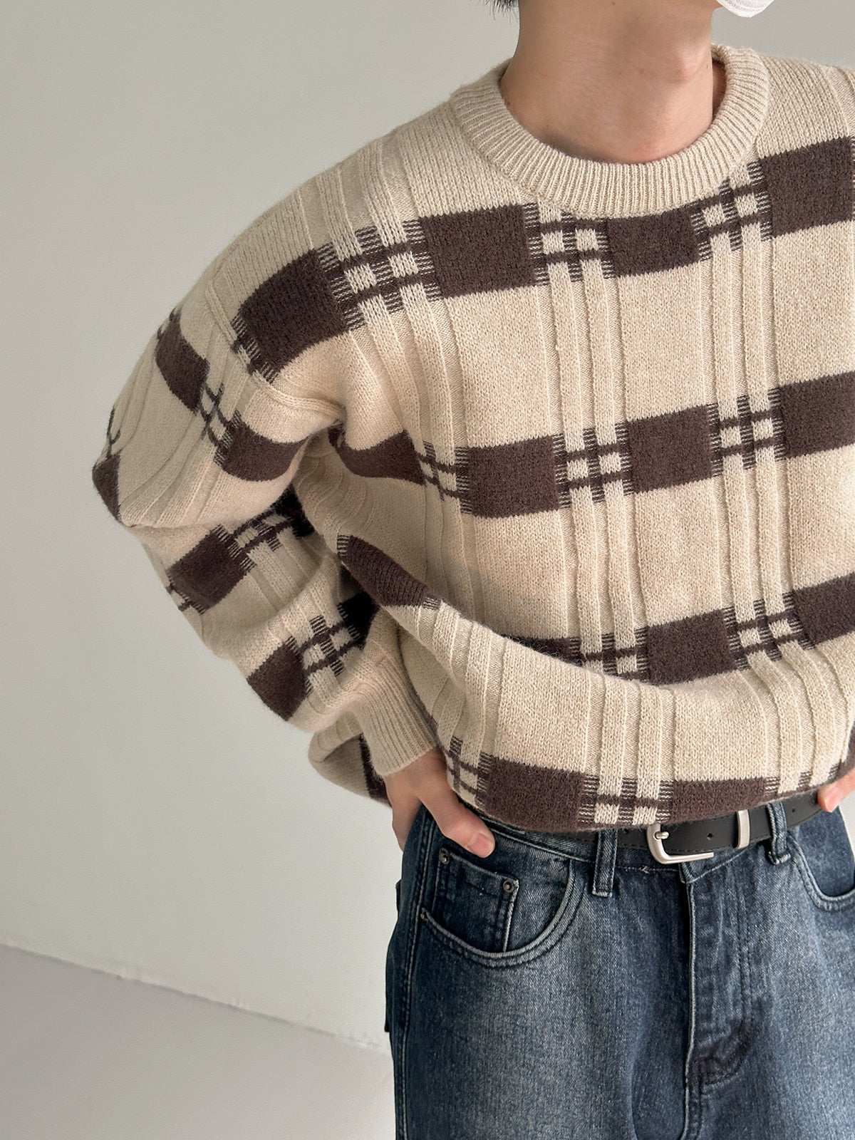 CREWNECK PLAID KNIT SWEATER - INTOHYPEZONE