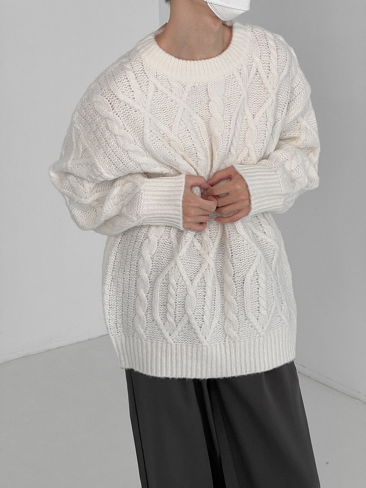 WOOLEN SWEATER - INTOHYPEZONE