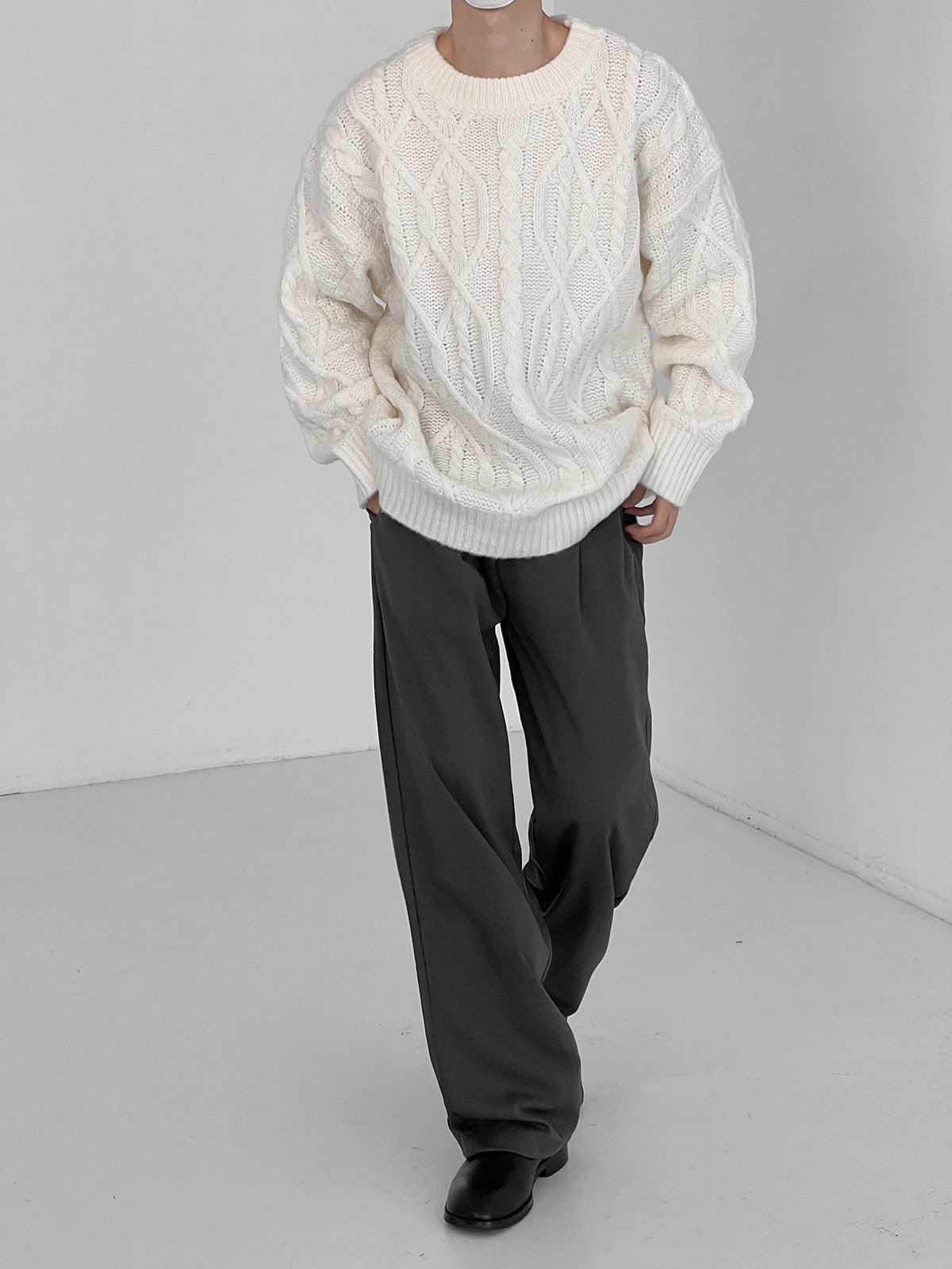 WOOLEN SWEATER - INTOHYPEZONE