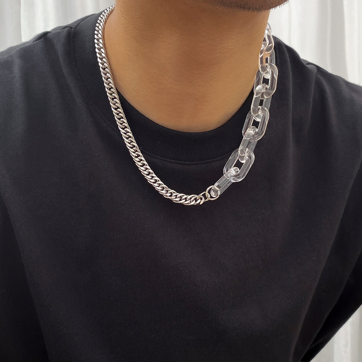 ACRYLICK CHOKER NECKLACE