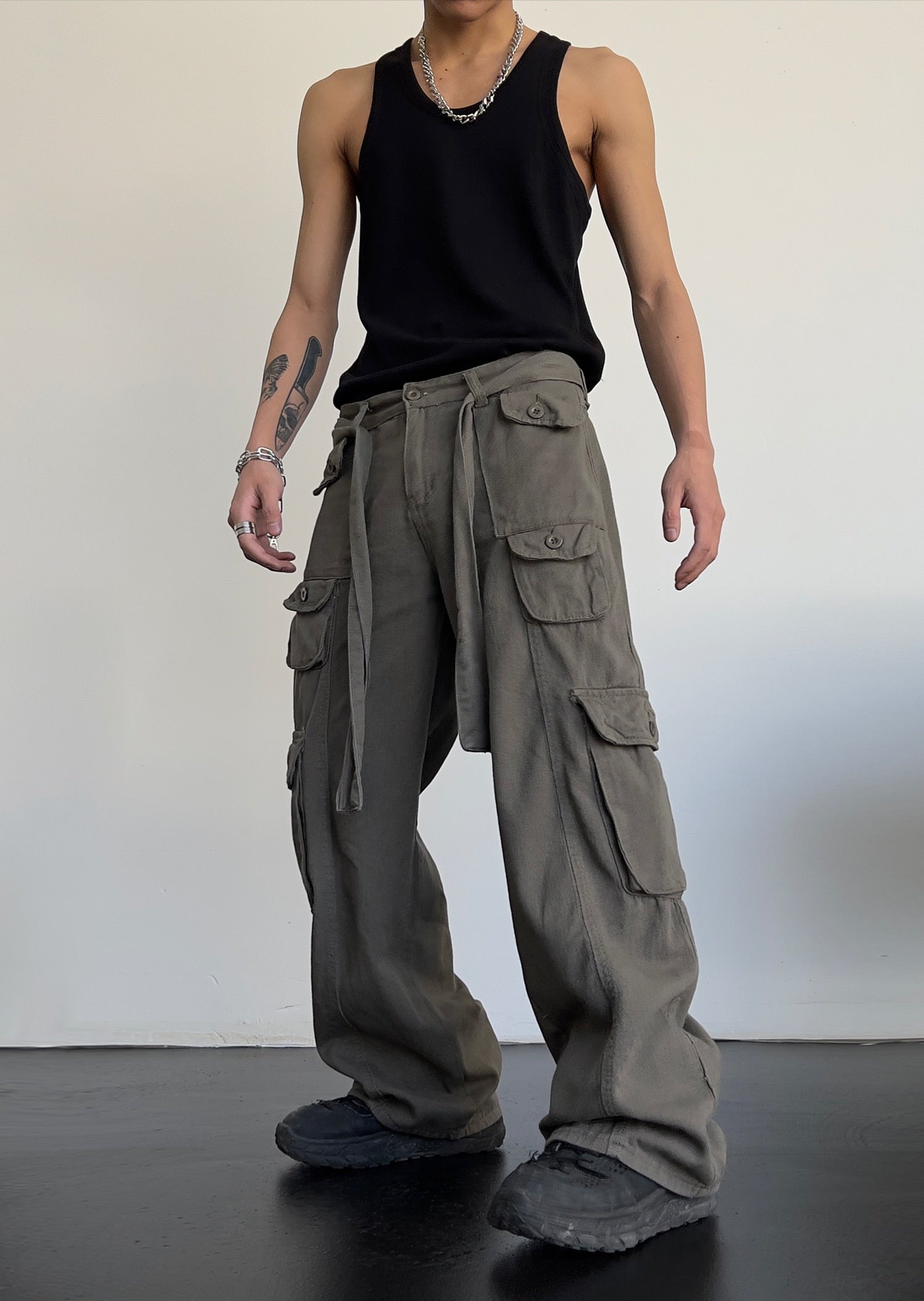MULTI POCKET STRAIGHT CARGO PANTS - INTOHYPEZONE