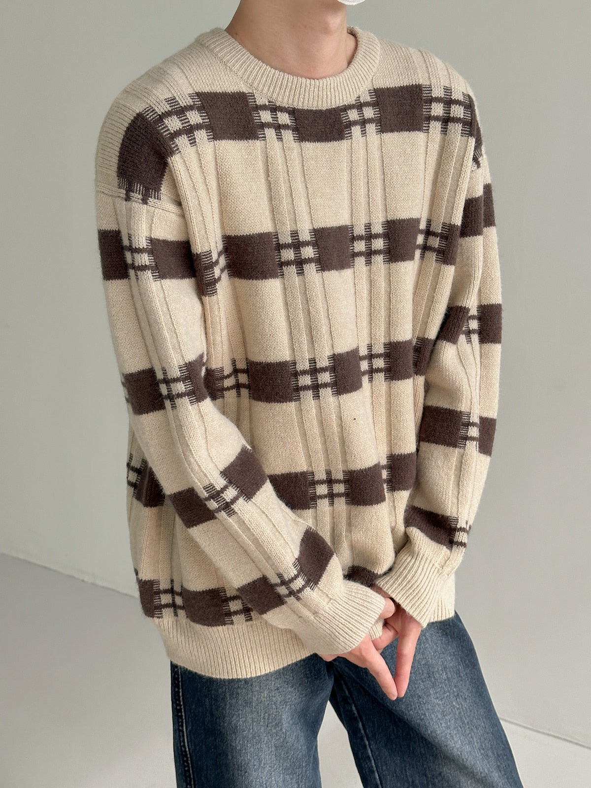 CREWNECK PLAID KNIT SWEATER - INTOHYPEZONE