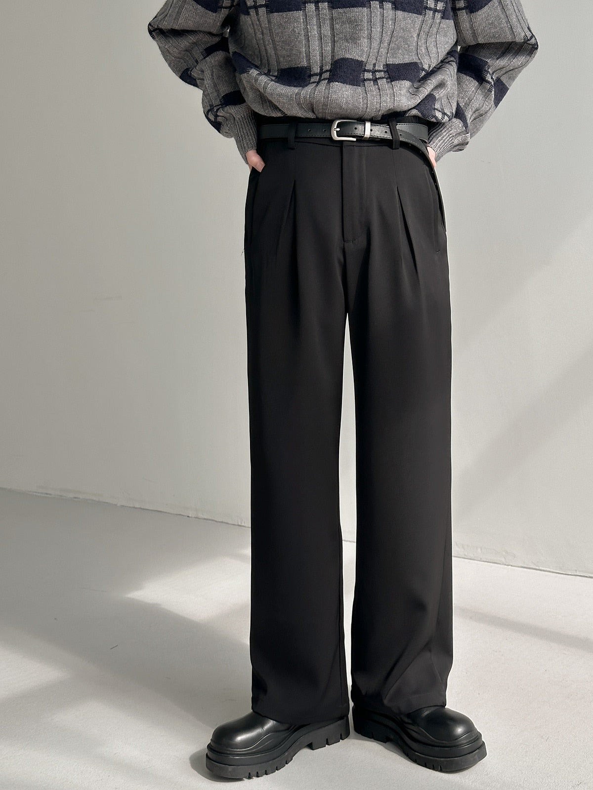 ESSENTIAL STRAIGHT SUIT PANTS - INTOHYPEZONE