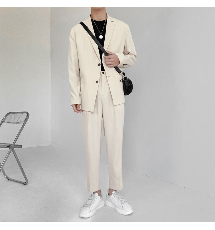 LIGHTWEIGHT TWO PIECE SUIT - INTOHYPEZONE