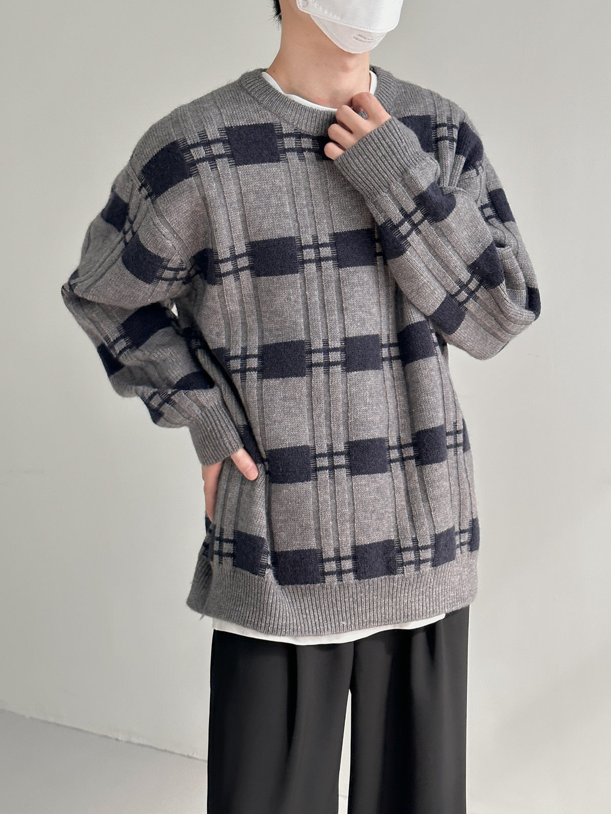 CREWNECK PLAID KNIT SWEATER - INTOHYPEZONE