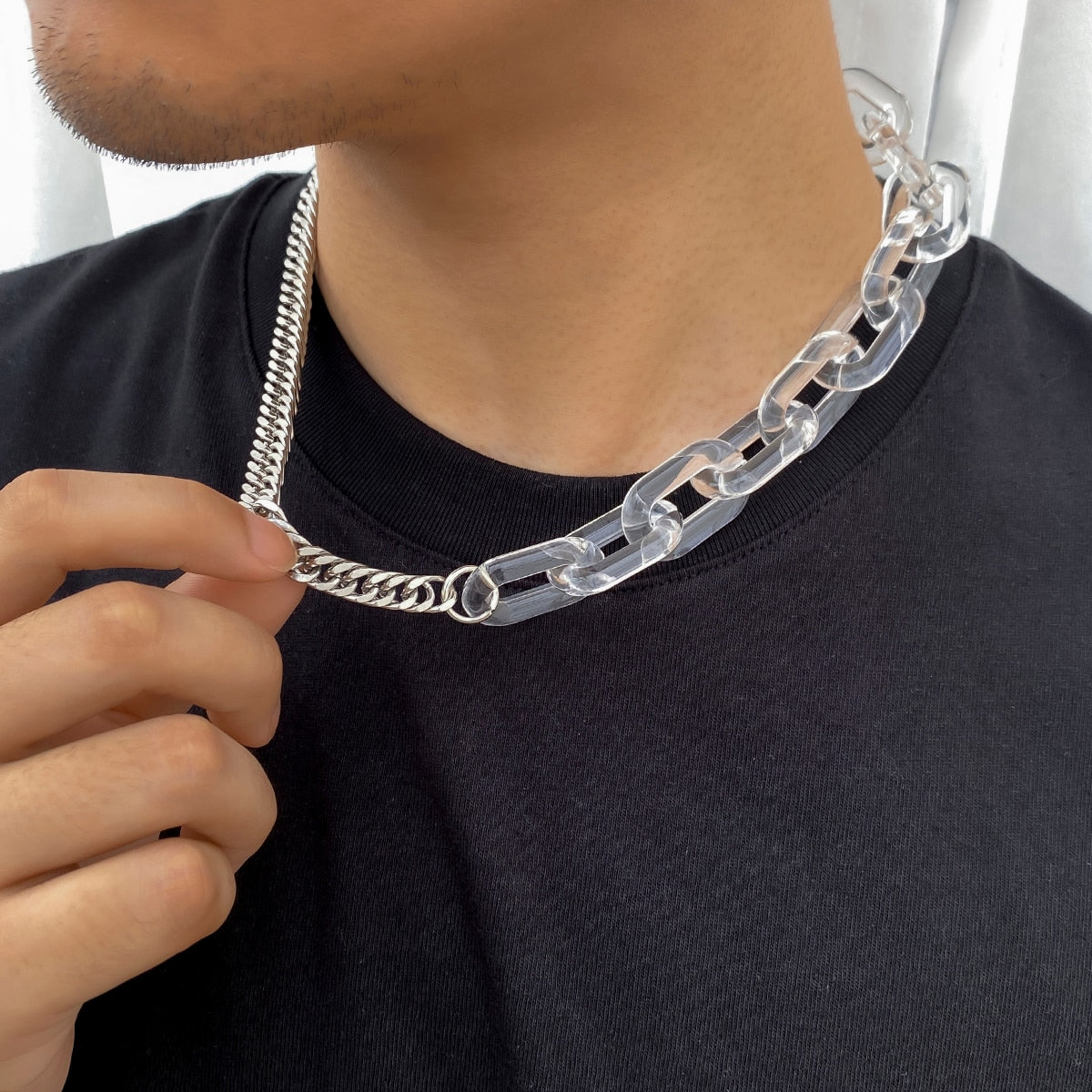 ACRYLICK CHOKER NECKLACE